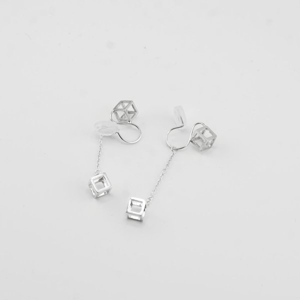 画像1: シンプルイヤリング　Aonibi（あおにび）Mini Cube シルバーイヤリング Silver Silver925 Silver earrings イヤリング Earring シルバー シルバー925 シルバーアクセサリー (1)