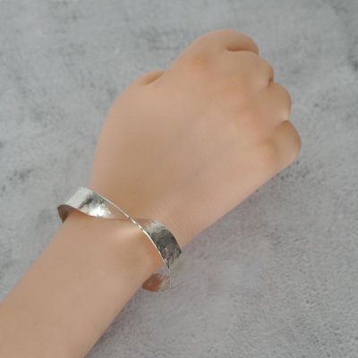 画像2: シンプルシルバーバングル Yoake（よあけ） シルバーバングル Silver Silver950 Silver Bangle バングル シルバー シルバー950