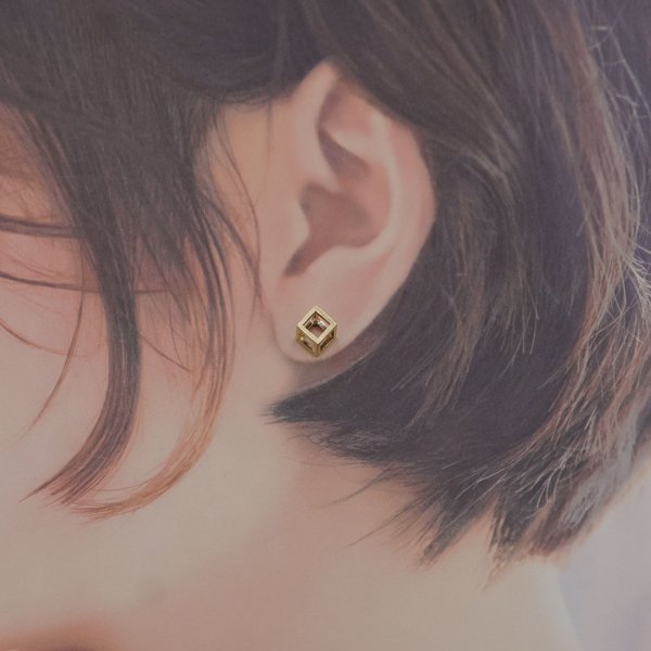 画像6: シンプルピアス Sumi （すみ）真鍮ピアス Brass 14kgf pierce ピアス ポスト (6)